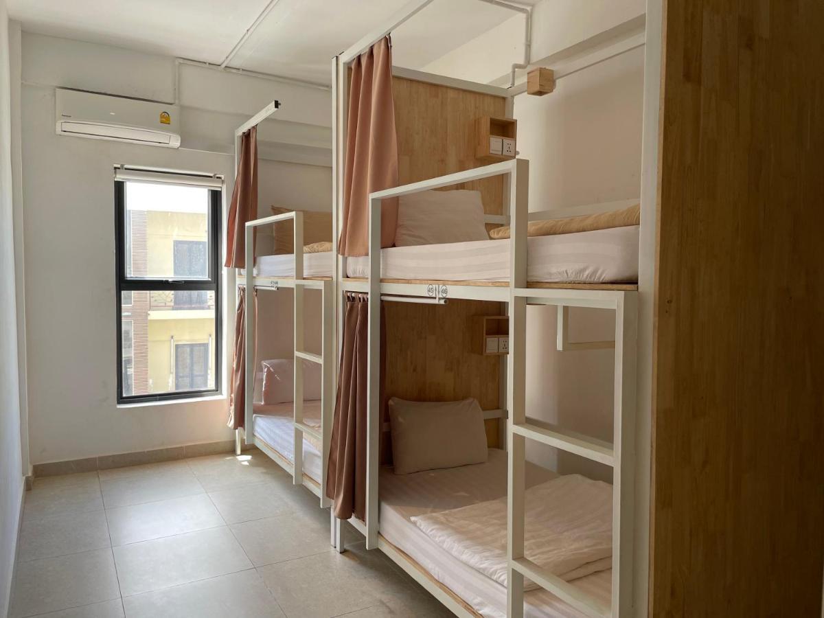 Onederz Hostel Пномпень Экстерьер фото